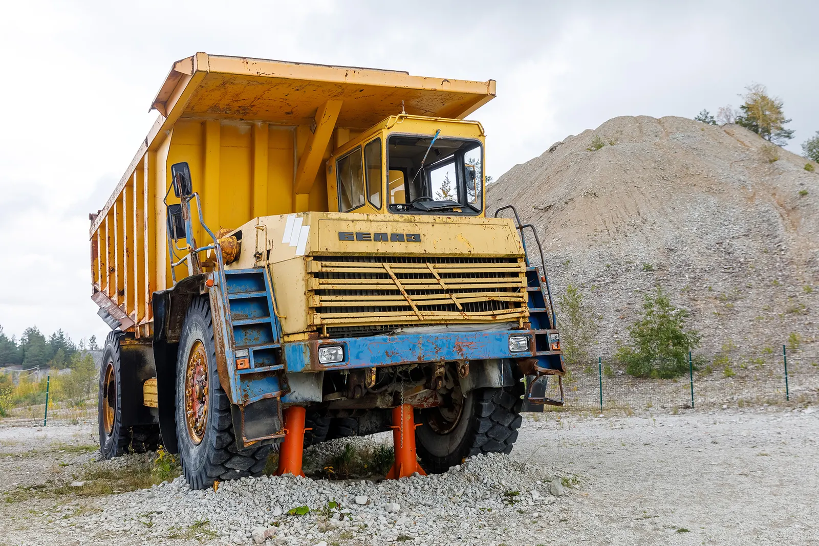 Kallurauto BelAZ muuseumi territooriumil